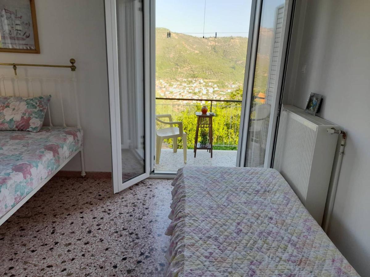 Vacation House Dionysia Villa Айгио Екстериор снимка
